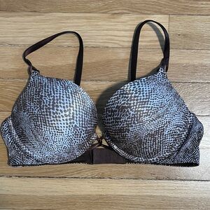 Victoria's Secret Chocolate Miraculous Plunge Bra 36B